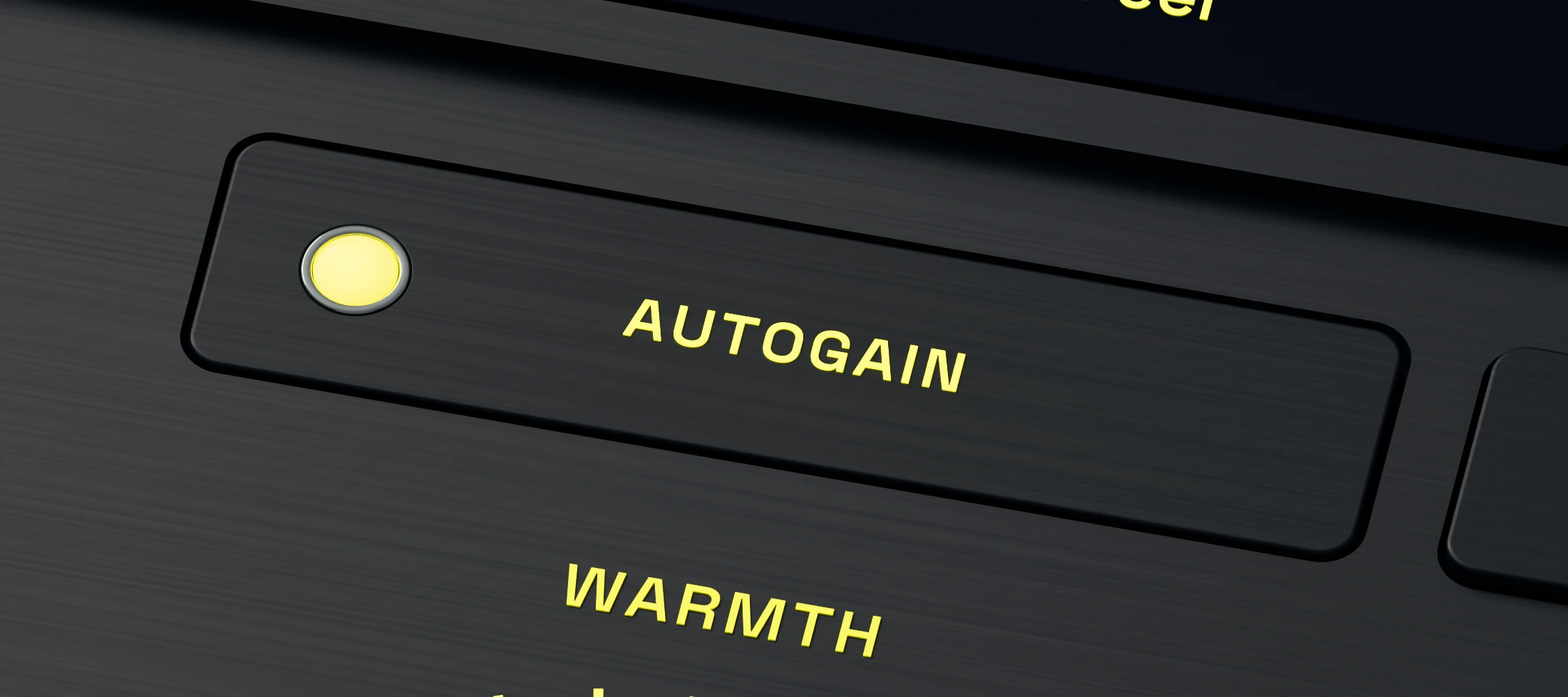 Tape Warmer 3D close-up showing active Auto Gain, Output and Bypass controls